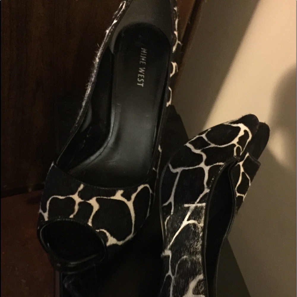 Ladies shoes